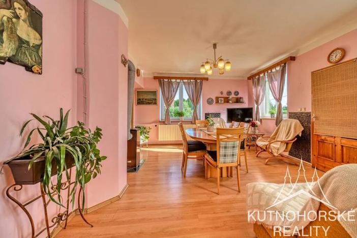 Prodej rodinného domu, Červené Janovice, 144 m2