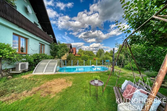 Prodej rodinného domu, Červené Janovice, 144 m2