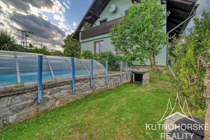 Prodej rodinného domu, Červené Janovice, 144 m2