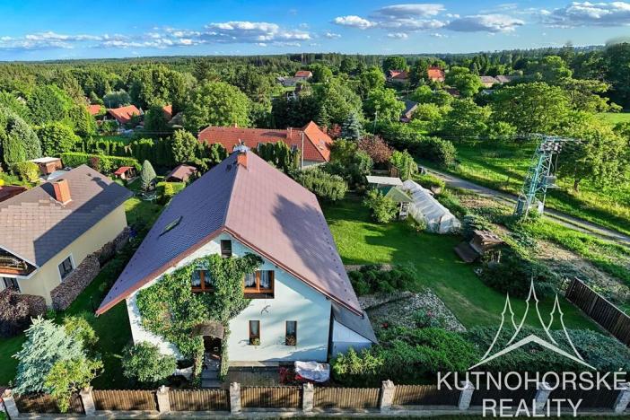 Prodej rodinného domu, Červené Janovice, 144 m2