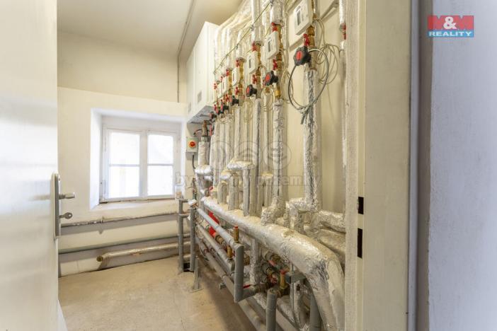 Prodej činžovního domu, Liběchov, nám. V. Levého, 1120 m2