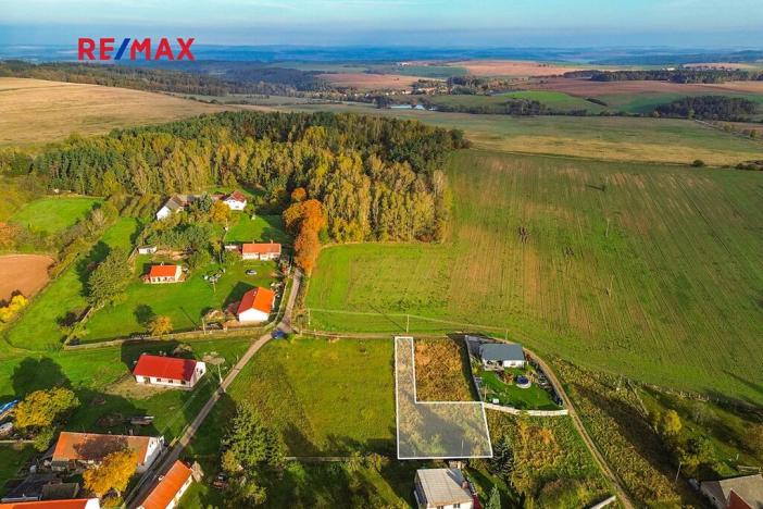 Prodej pozemku pro bydlení, Chomle, 783 m2