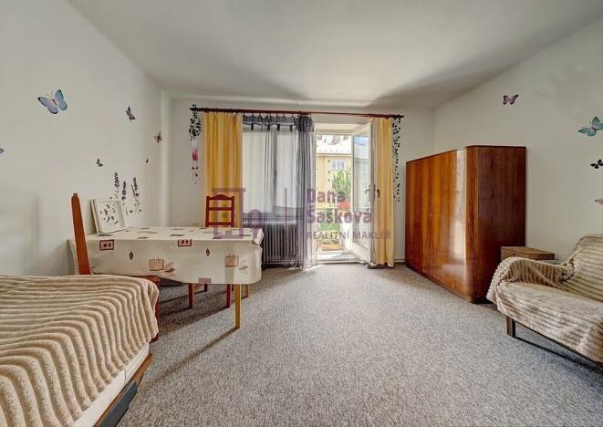 Pronájem bytu 2+1, Jindřichův Hradec, Tovární, 56 m2