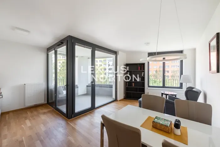 Pronájem bytu 2+kk, Praha - Střížkov, Střížkovská, 54 m2