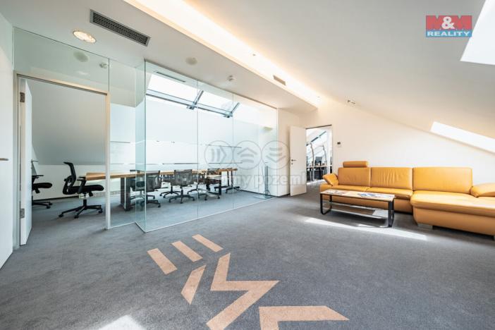 Pronájem kanceláře, Praha - Nové Město, náměstí Republiky, 194 m2