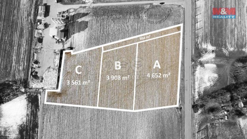 Prodej komerčního pozemku, Vojkovice, 3561 m2