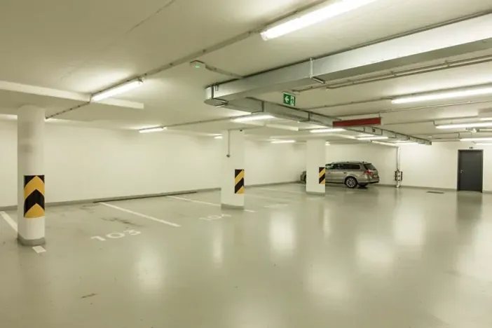 Pronájem garážového stání, Praha - Jinonice, Barvitiova, 3 m2
