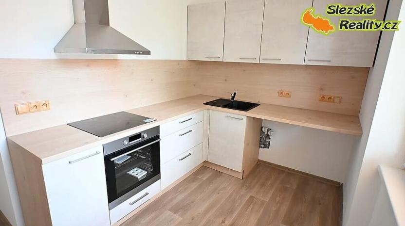 Pronájem bytu 1+1, Ostrava, Sokolovská, 34 m2