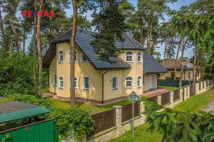 Pronájem rodinného domu, Lhota, K Lesnu, 205 m2