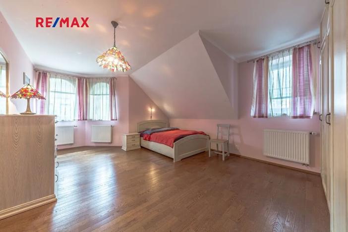 Pronájem rodinného domu, Lhota, K Lesnu, 205 m2