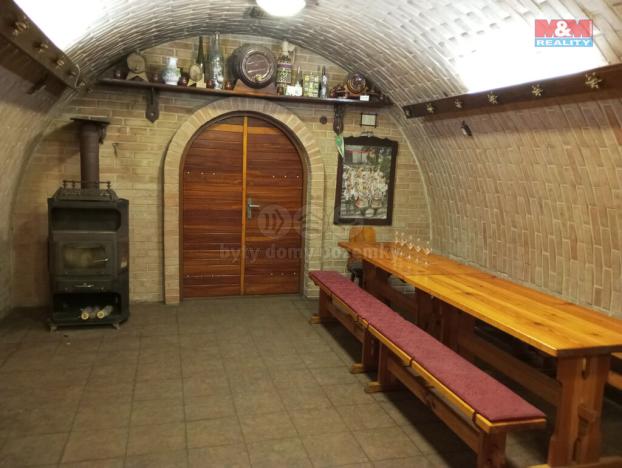 Prodej vinného sklepa, Vacenovice, 145 m2