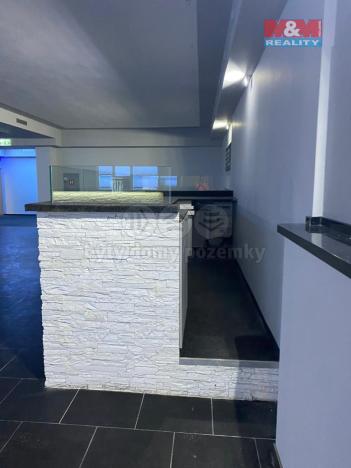 Pronájem obchodního prostoru, Hlinsko, Poděbradovo náměstí, 495 m2