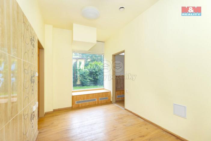 Prodej komerční nemovitosti, Pardubice - Zelené Předměstí, Havlíčkova, 65 m2