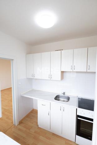 Pronájem bytu 1+1, Karviná - Hranice, Bratr. Veverkových, 34 m2