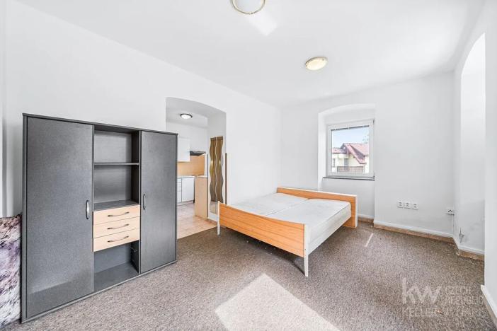 Prodej vícegeneračního domu, Zálezly, 900 m2