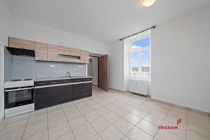 Pronájem bytu 2+kk, Sadová, 43 m2