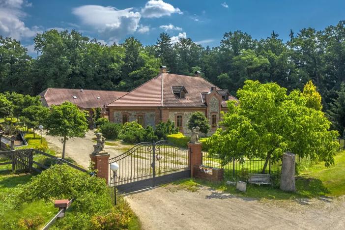 Prodej zemědělské usedlosti, Bošilec, 610 m2