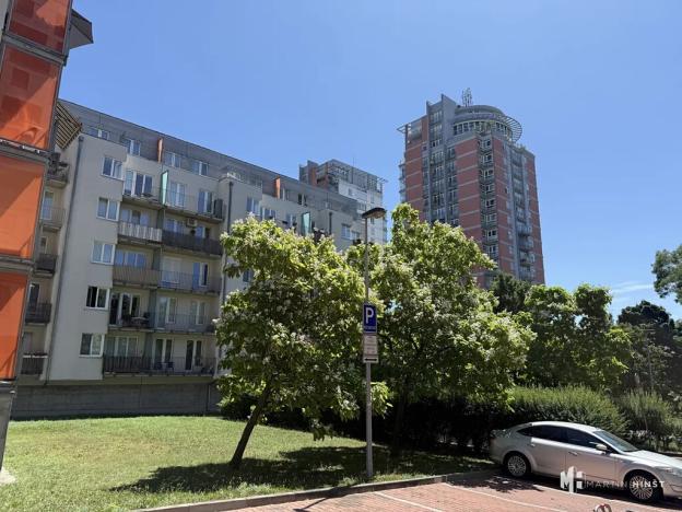 Pronájem bytu 1+kk, Praha - Strašnice, Názovská, 38 m2