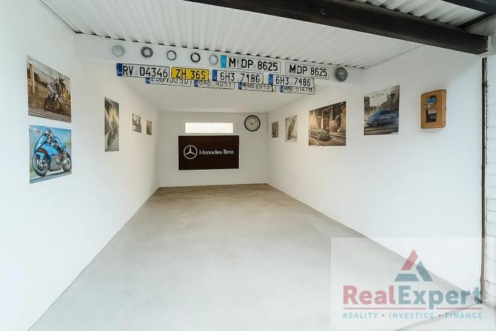 Prodej rodinného domu, Vraný, 250 m2