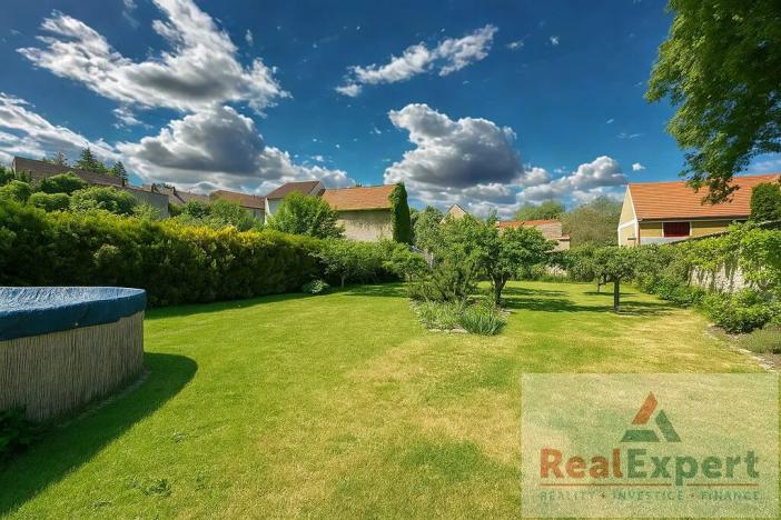 Prodej rodinného domu, Vraný, 250 m2