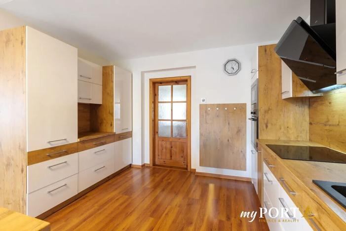 Prodej vícegeneračního domu, Chyše, Žižkovo náměstí, 322 m2