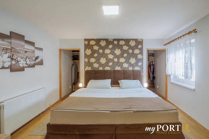 Prodej vícegeneračního domu, Chyše, Žižkovo náměstí, 322 m2