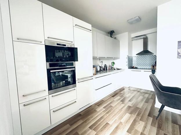 Pronájem bytu 2+kk, Praha - Strašnice, Zvěřinova, 49 m2
