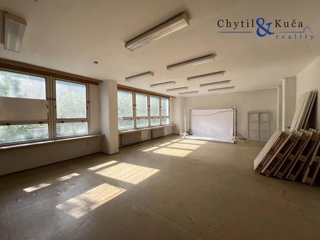 Prodej skladu, Vsetín, 2156 m2