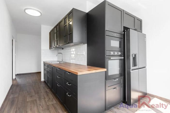 Prodej bytu 3+1, Karlovy Vary, Sibiřská, 68 m2
