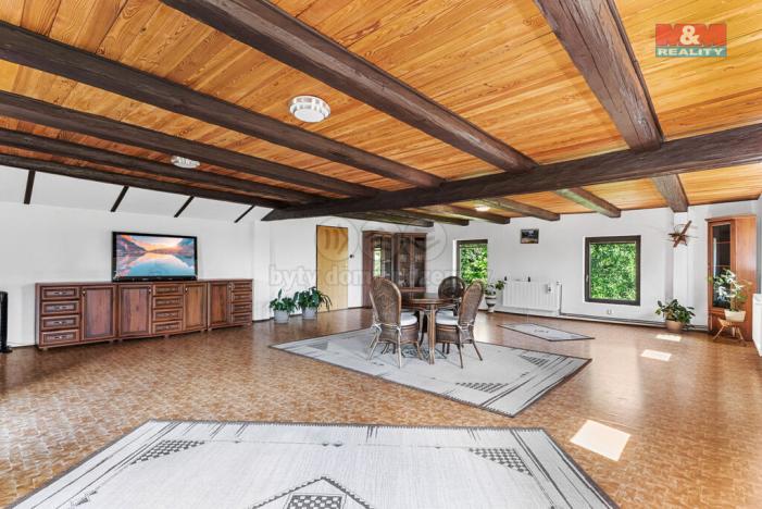 Prodej rodinného domu, Bulovka, 350 m2