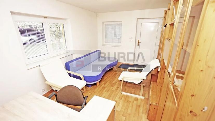 Pronájem bytu 2+kk, Libiš, 28 m2