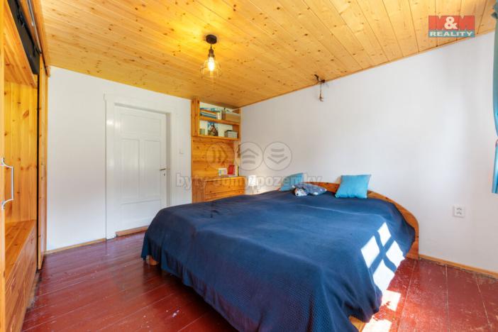 Prodej rodinného domu, Stříbrná, 228 m2