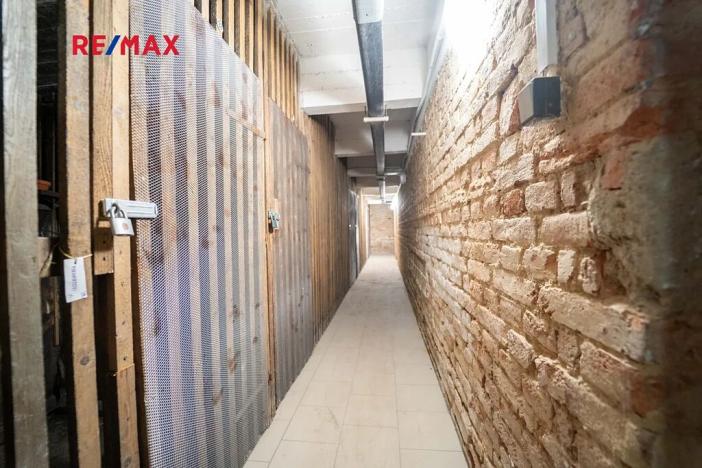 Prodej bytu 4+1, Praha - Bubeneč, Jugoslávských partyzánů, 108 m2