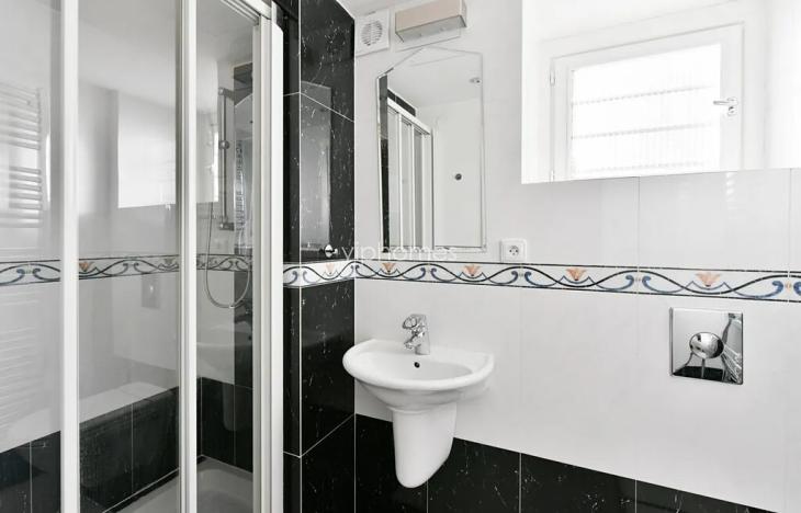 Pronájem bytu 3+1, Praha - Dejvice, Komornická, 120 m2