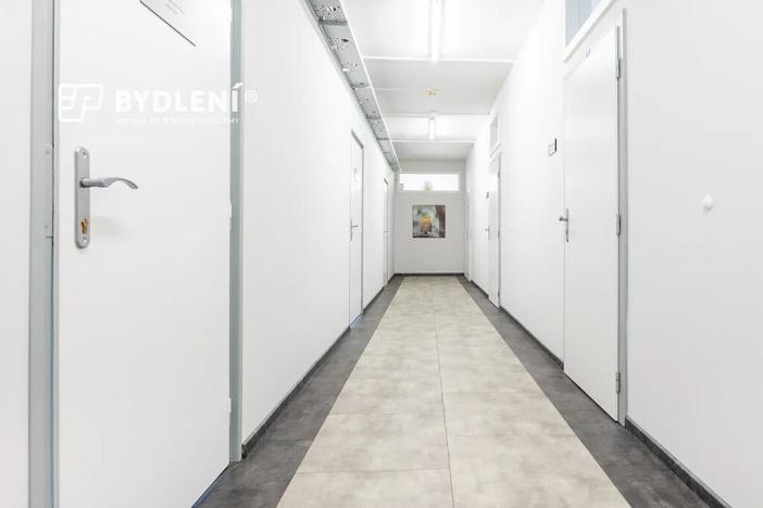 Pronájem kanceláře, Teplice, Tolstého, 2109 m2
