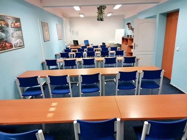 Prodej kanceláře, Bílina, Náměstí, 700 m2