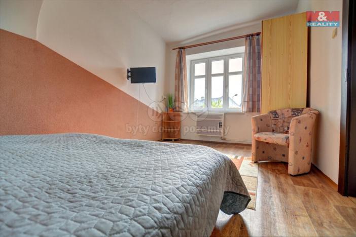 Prodej rodinného domu, Hostinné, Horská, 408 m2