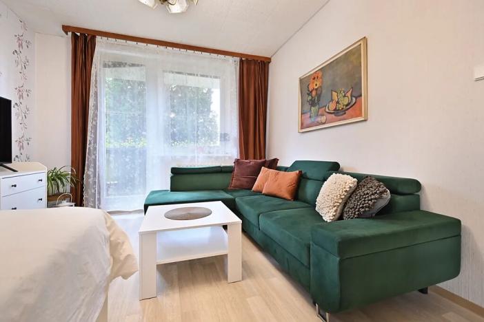 Pronájem bytu 1+1, Praha - Letňany, Chlebovická, 32 m2