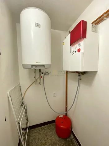 Prodej rodinného domu, Česká Metuje, 221 m2