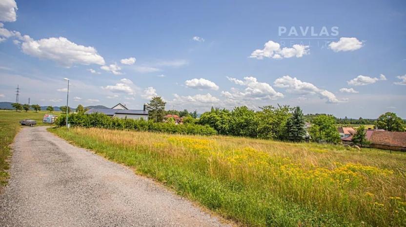Prodej pozemku pro bydlení, Omlenice, 1404 m2
