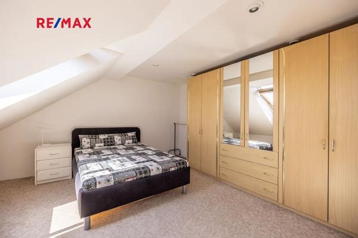 Prodej rodinného domu, Praha - Kunratice, Valcířská, 181 m2