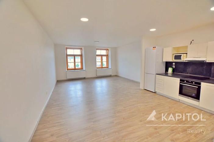 Pronájem bytu 2+kk, Moravská Třebová, nám. T. G. Masaryka, 97 m2