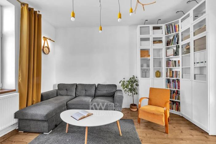 Prodej rodinného domu, Velim, Palackého, 270 m2