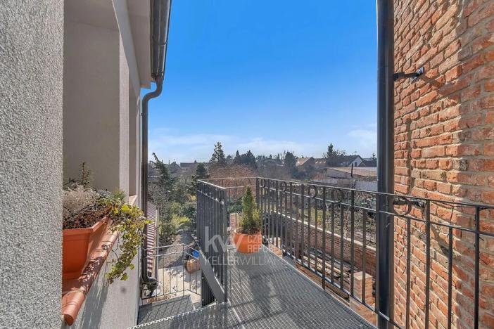 Prodej rodinného domu, Velim, Palackého, 270 m2