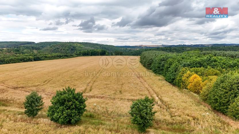 Prodej pole, Chrást, 11929 m2