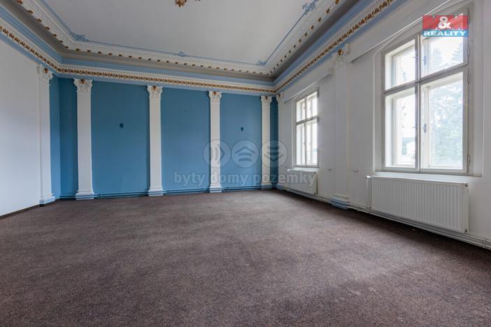 Prodej činžovního domu, Nejdek, náměstí Karla IV., 766 m2