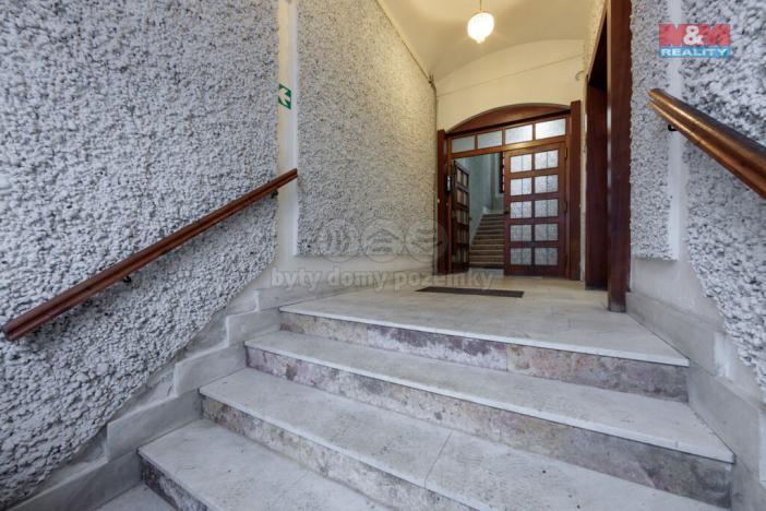 Prodej činžovního domu, Nejdek, náměstí Karla IV., 766 m2