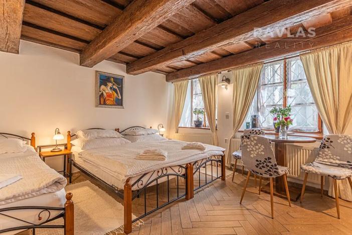 Prodej ubytování, Český Krumlov, Dlouhá, 125 m2