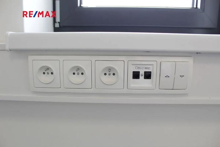 Pronájem kanceláře, Praha - Dolní Měcholupy, Ke Kablu, 23 m2