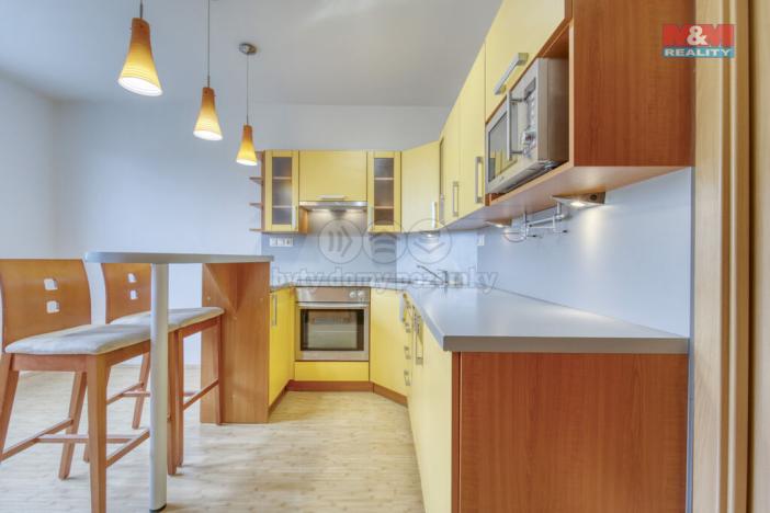 Pronájem bytu 2+kk, Klatovy - Klatovy III, Sídliště U Pošty, 36 m2
